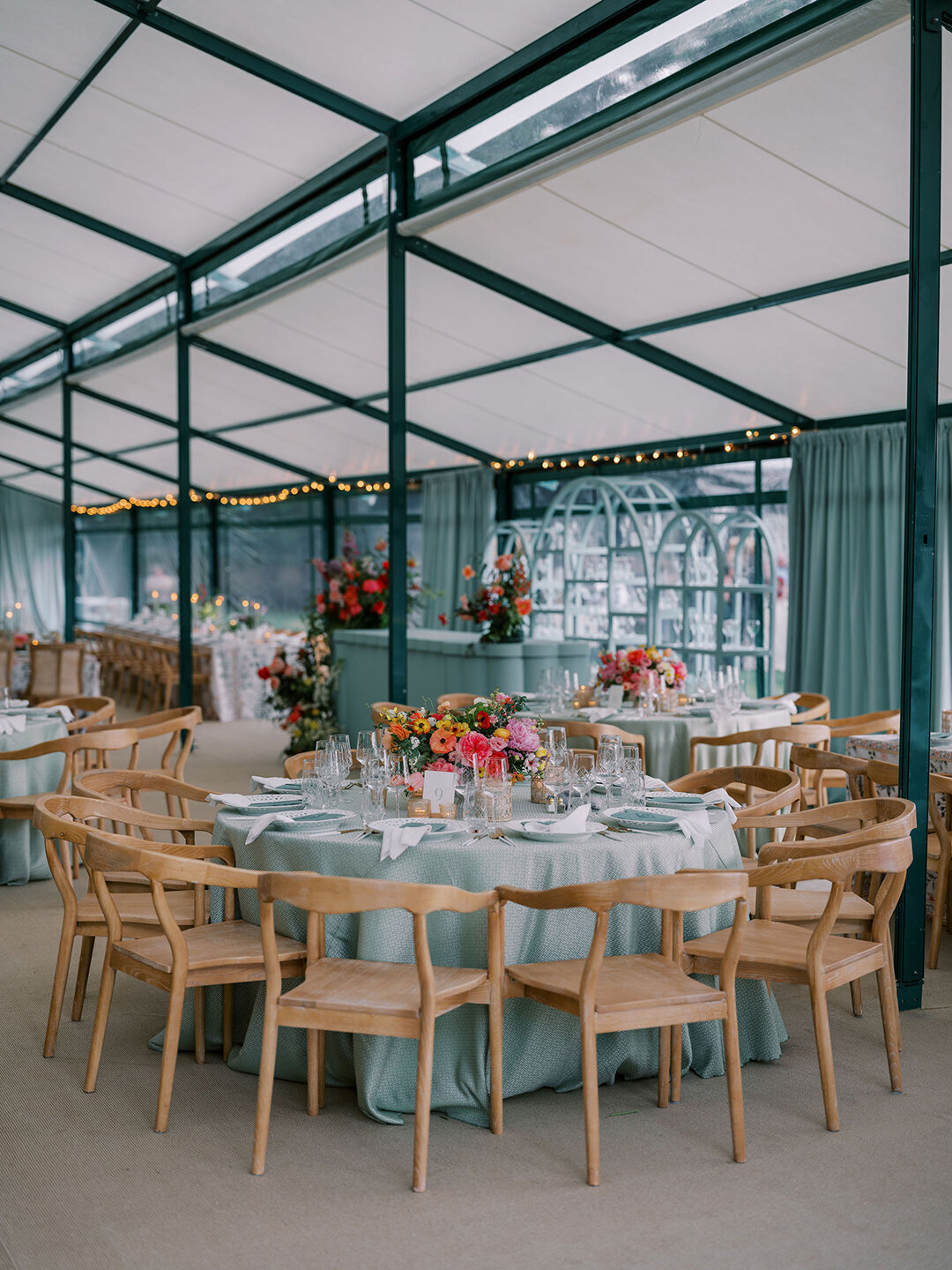 KathleenRob5-3-25GlenstoneGardenVA-VickiGraftonPhotography-838