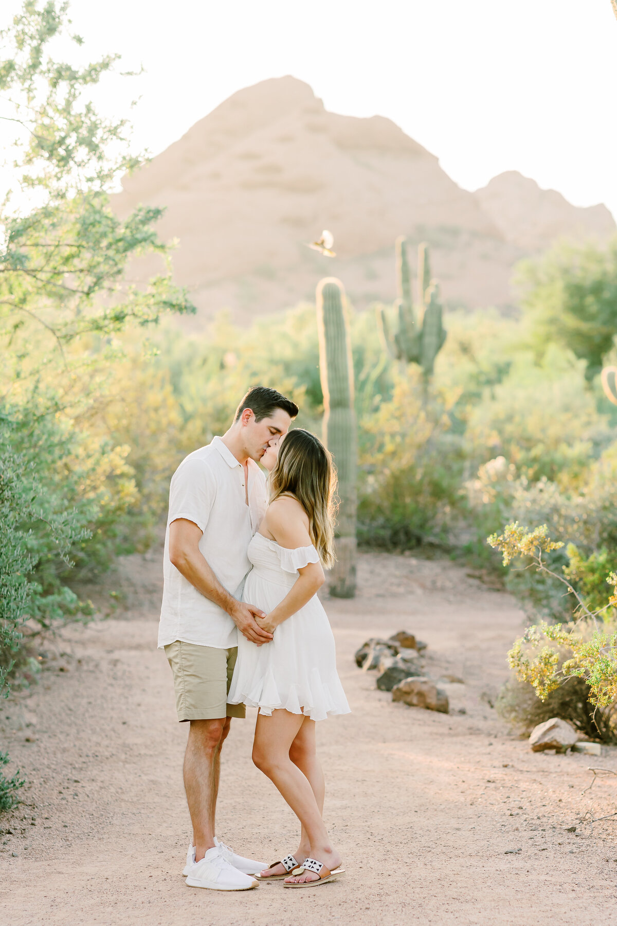Maternity session in Phoenix,  AZ with Jaclyn Castellanos Photography