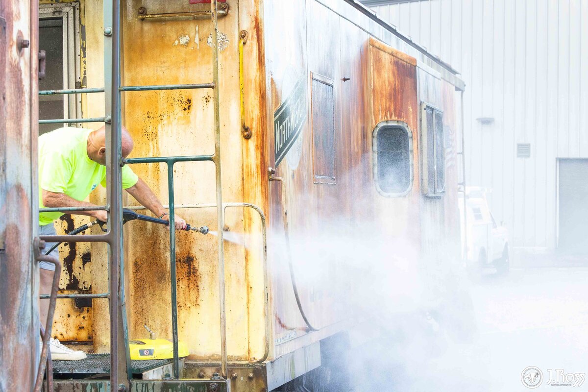 HISTORIC-RESTORATION-CABOOSE-BLOUNTVILLE-J.ROSS-7