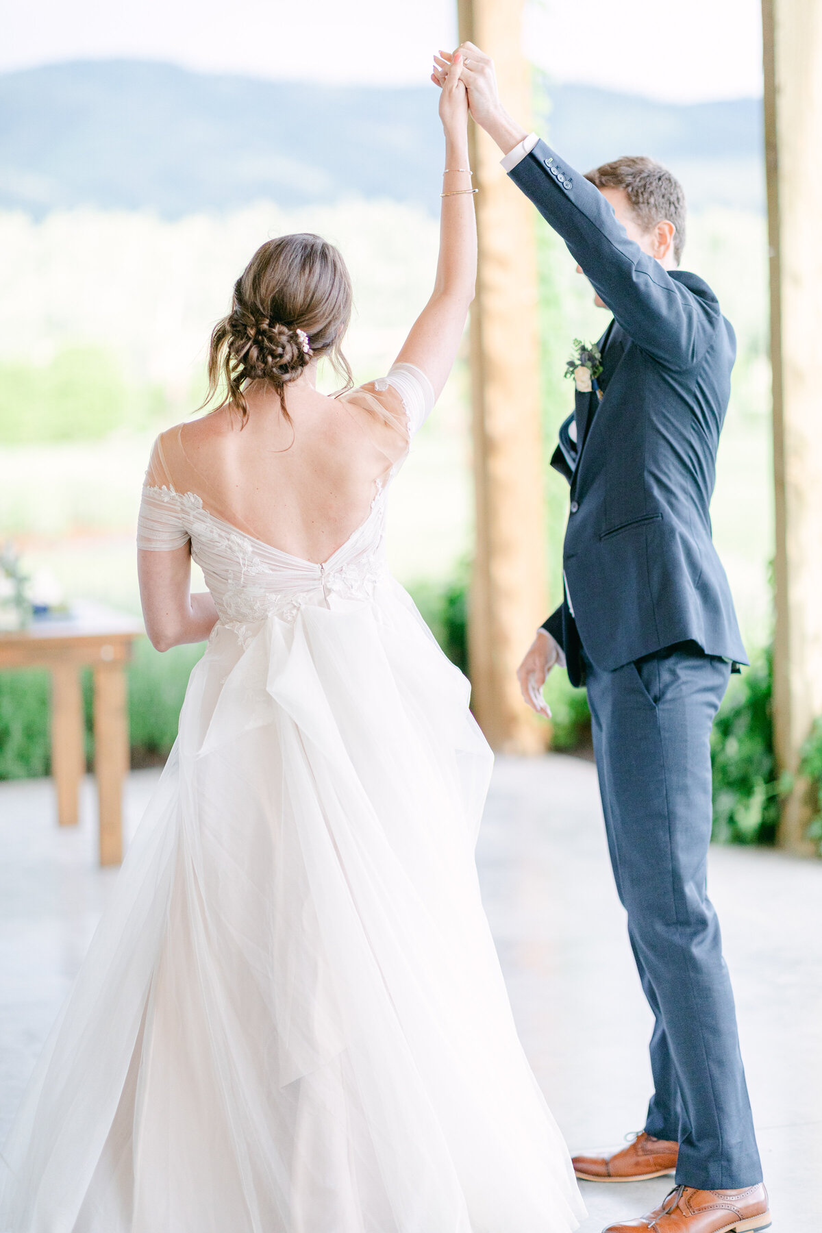 Portland OR Wedding Photographer Chantal Sokhorn Photography The Orchards Hoodriver OR-665