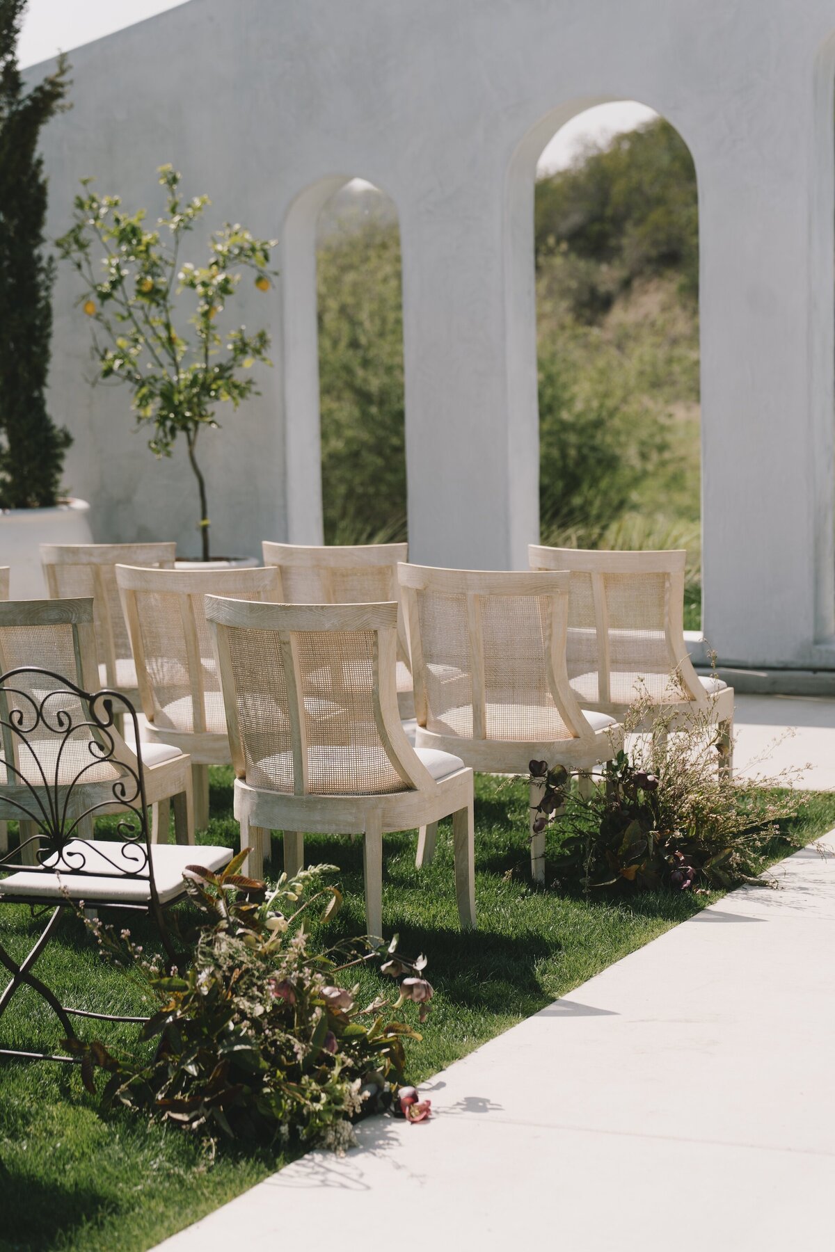 Jeune-Perche-Faye-Fern-Creative-MVFPortraits-Ceremony-Details-16