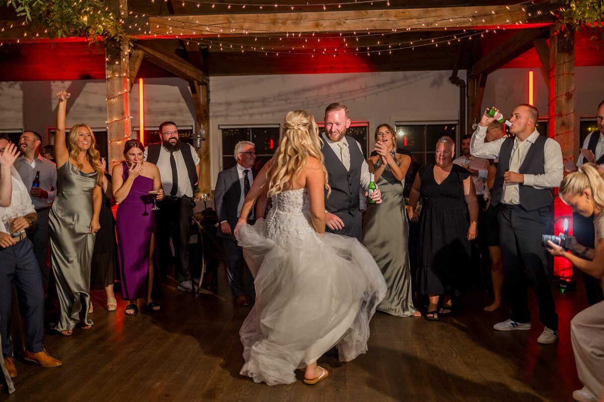 wedding reception dancing photos by allie photo
