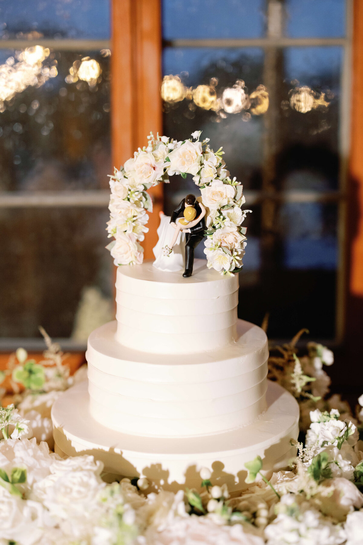austin-wedding-commodore-perry-estate-luxury-reception-julie-wilhite-photography-75