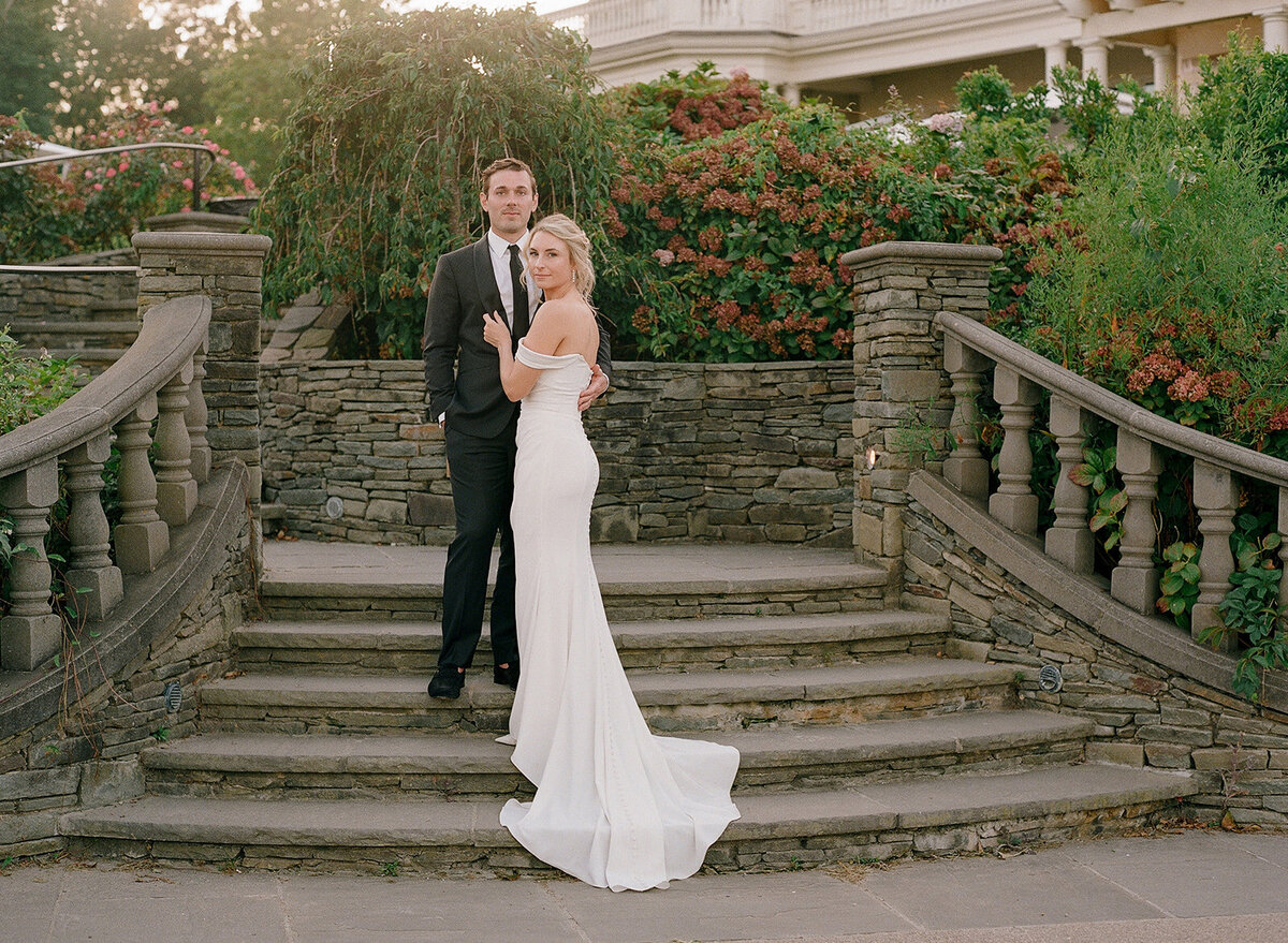Wedding_Chanler Cliff Walk_Newport Mansions_RI__640731517_0011©HilaryBlock