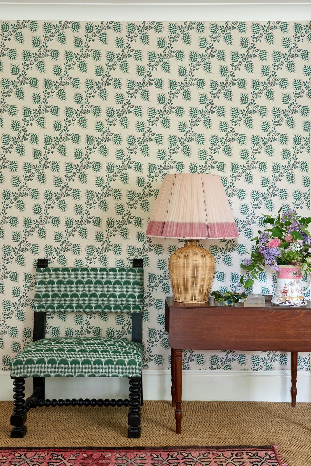 Lifestyle-2-Isabelle-Small-Green-scaled