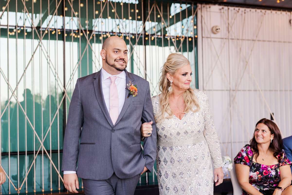 ChloeTony_Wedding_720_220805_MB_9584