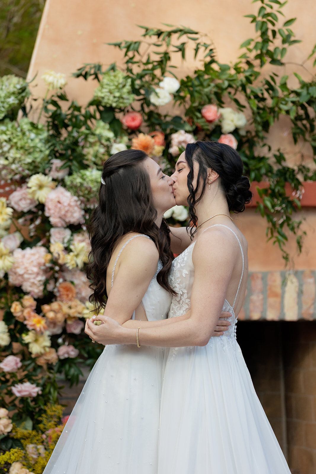 sneak peeks erika and katie-63