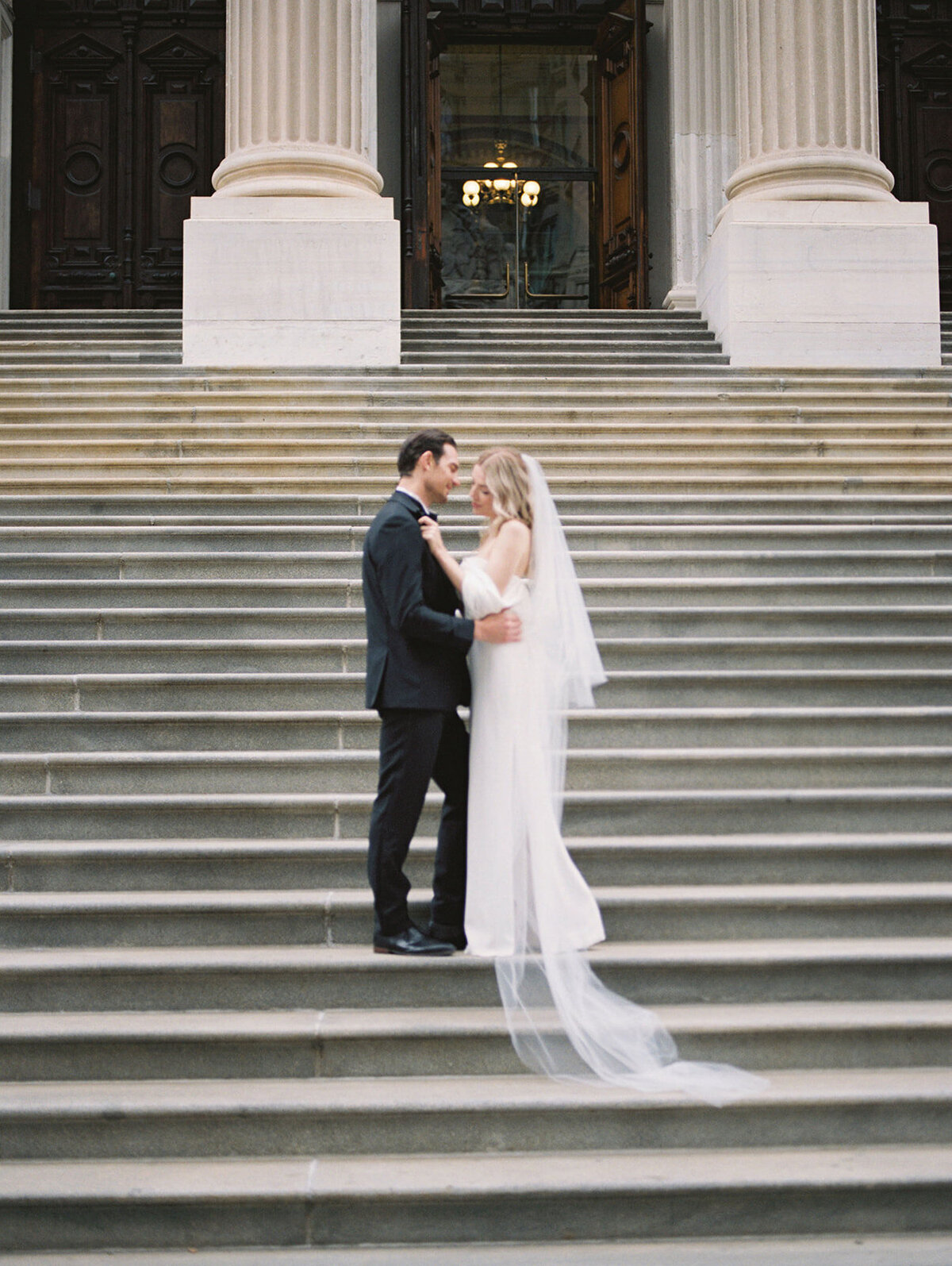 The Plaza Hotel - New York City - Elopement Wedding - Stephanie Michelle Photography - _stephaniemichellephotog - 39-R1-E004