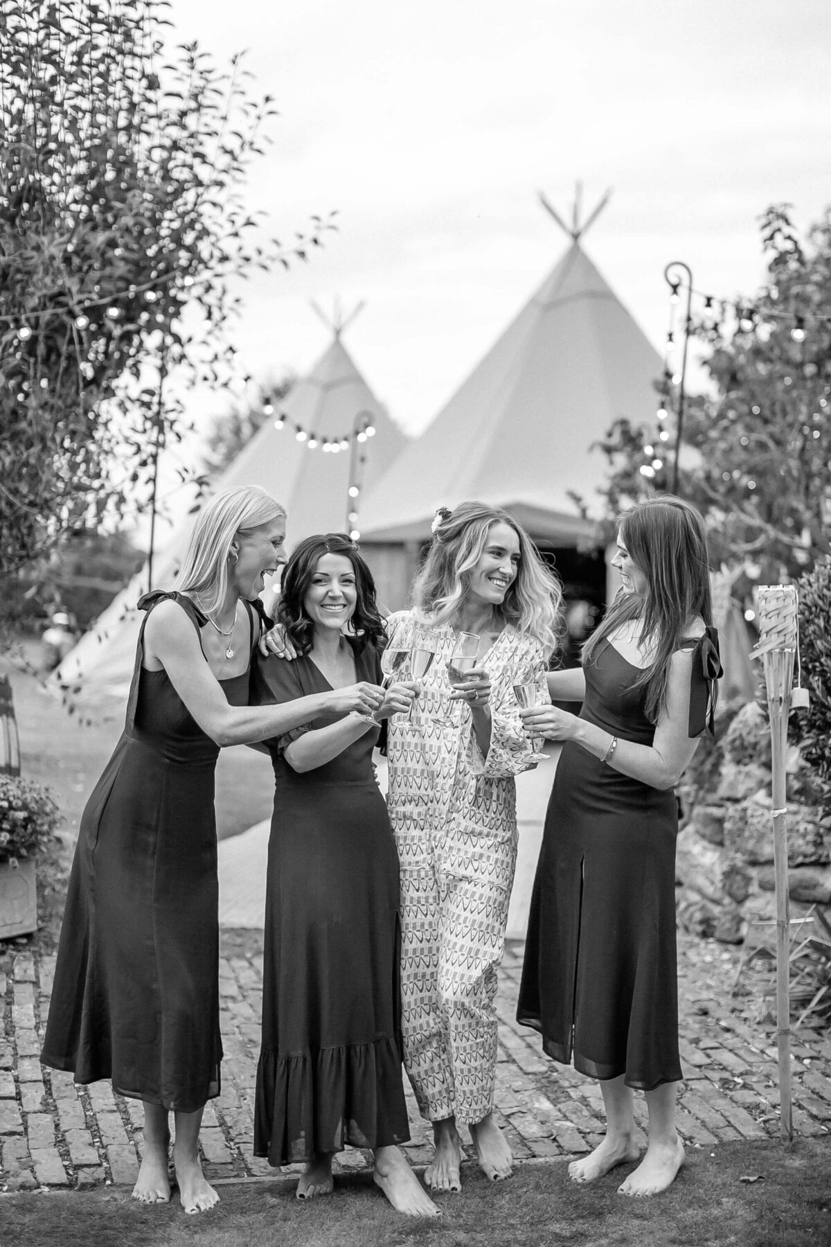 Bizzy Arnott Fine Art Wedding Phhotography England_8