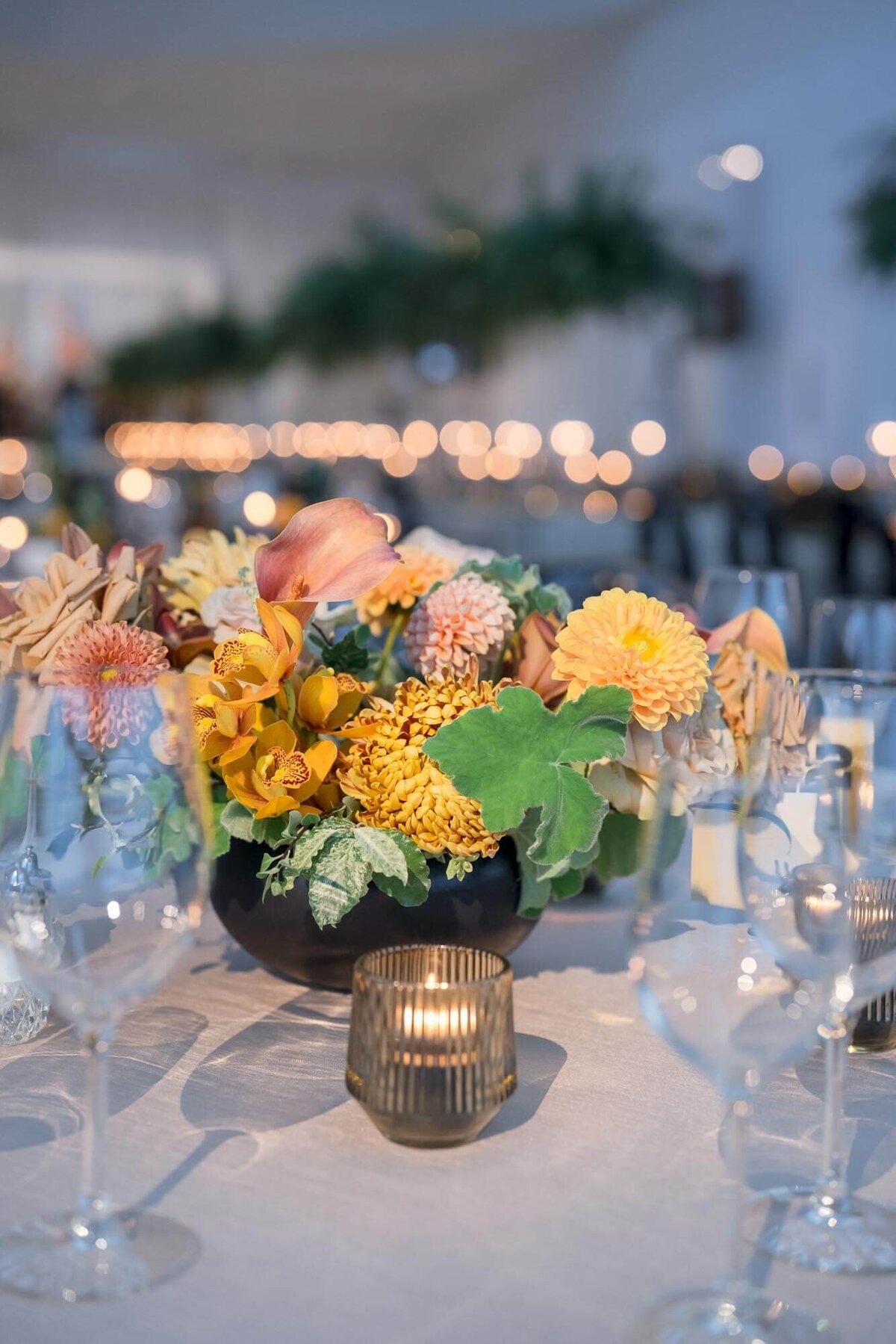 tropical-floral-center-piece-inspiration-milwaukee