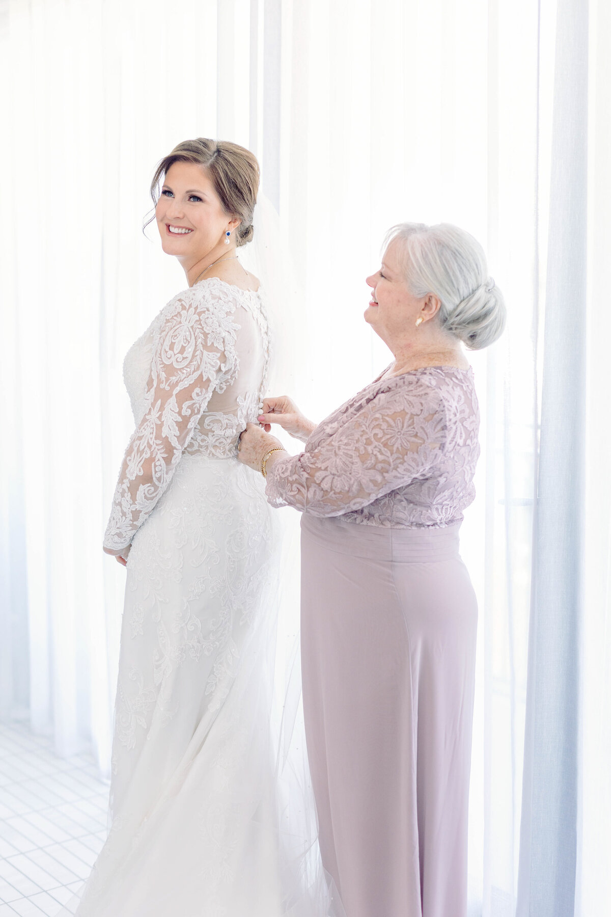 Travis & Morgan-Wedding-Columbia Restaurant-39