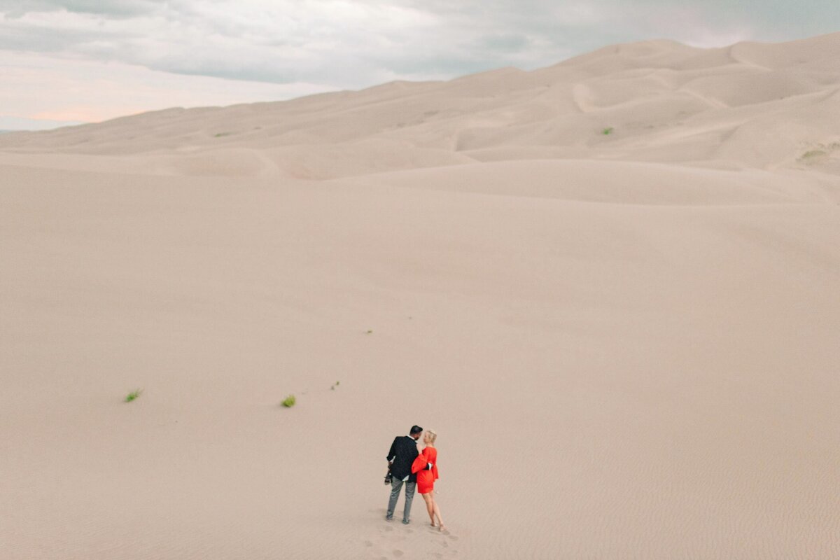 sanddunes_colorado_engagement_photo42