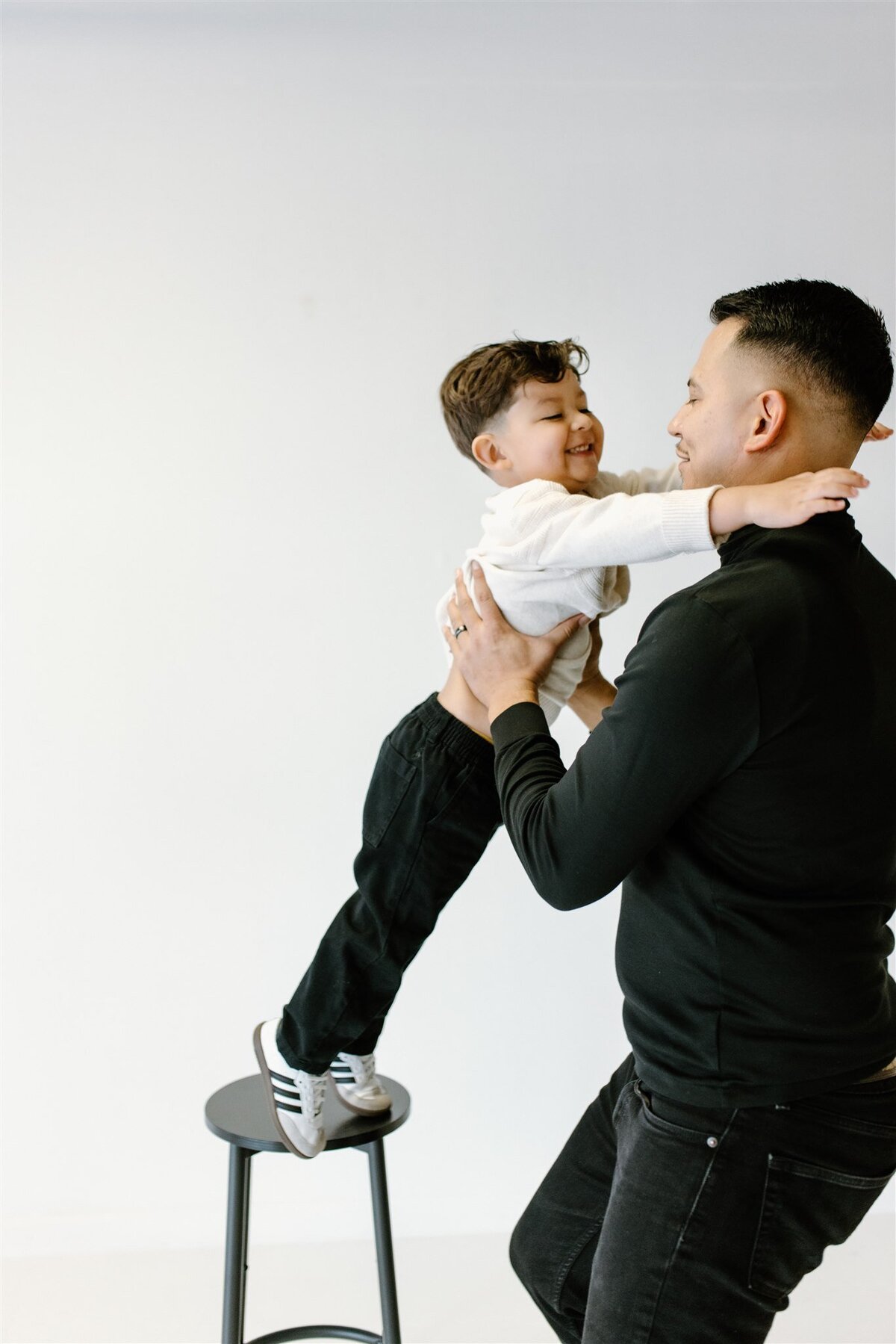 TheProvosts_FamilyPhotos2Q8A4165.JPG