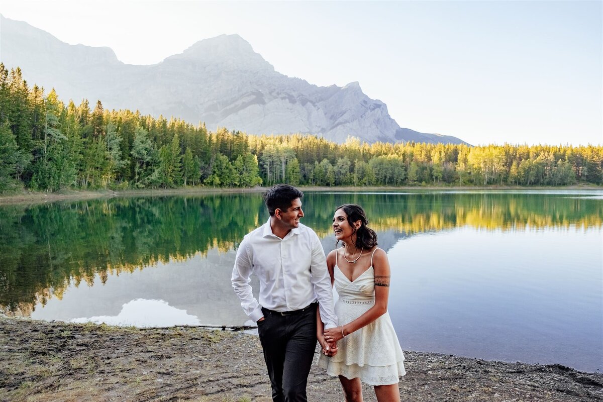 Wedge Pond Kananaskis Engagement Photo Ideas Jenn Roach Calgary Wedding Photographer 4