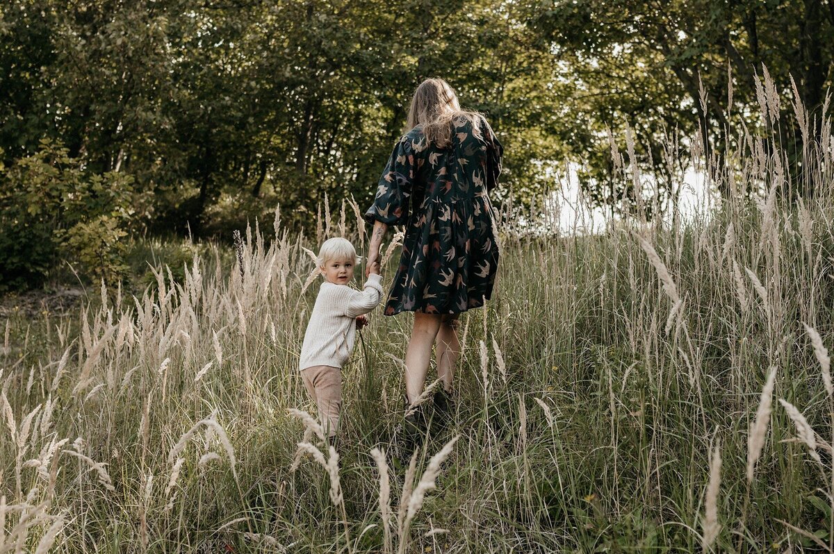 15-LouiseBoonstoppelFotografie_familieshoot_gezin