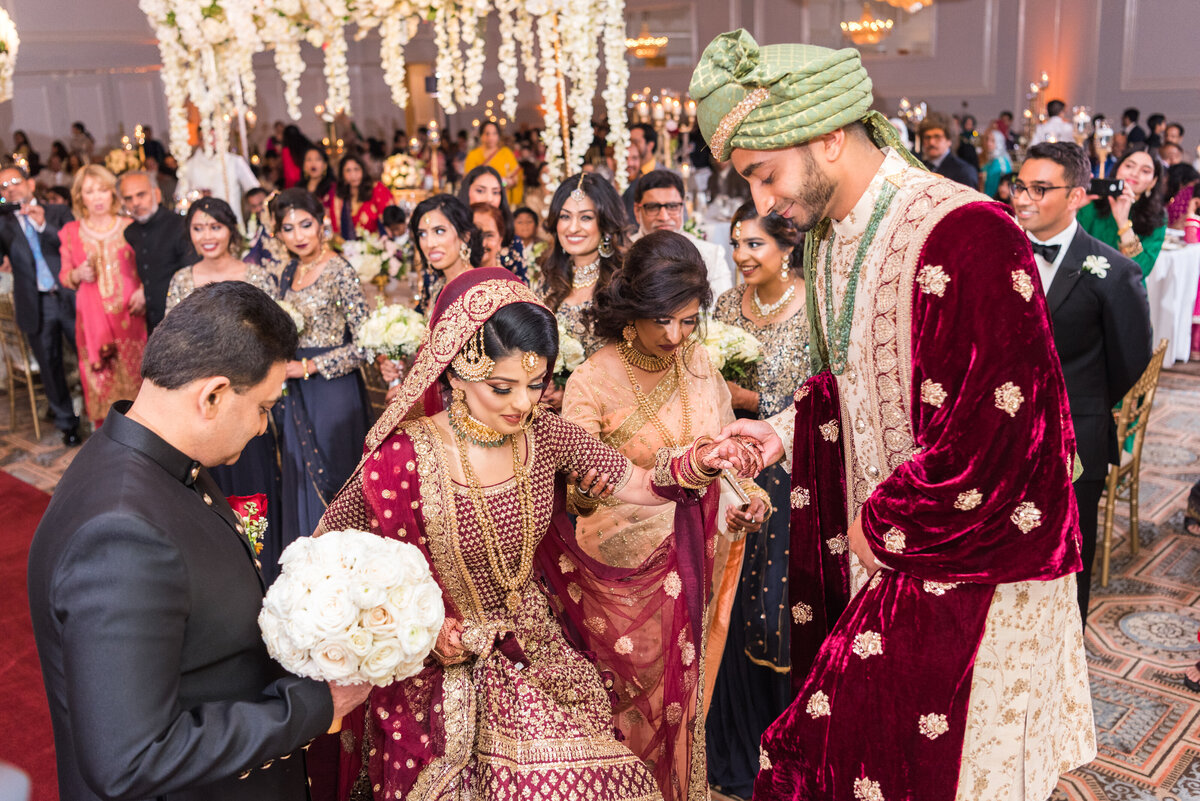 maha_studios_wedding_photography_chicago_new_york_california_sophisticated_and_vibrant_photography_honoring_modern_south_asian_and_multicultural_weddings47