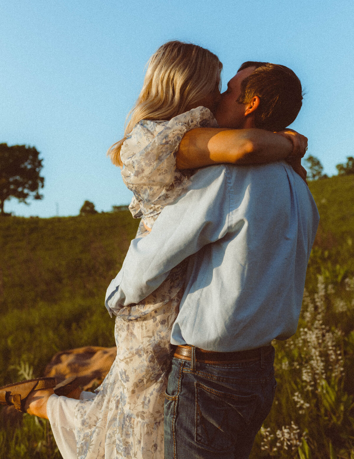 Runge-Prairie-Engagement-Shoot-Wildflowers-Missouri-240518-0016