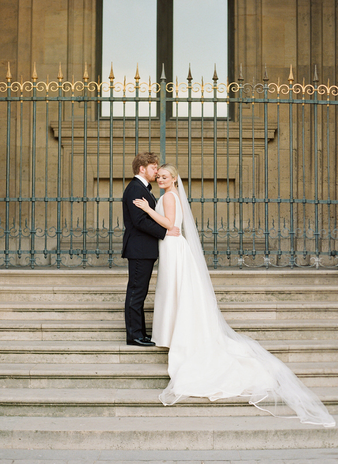 Herndon_Banks_Wedding_Paris_France_TaraHodgesPhotography076