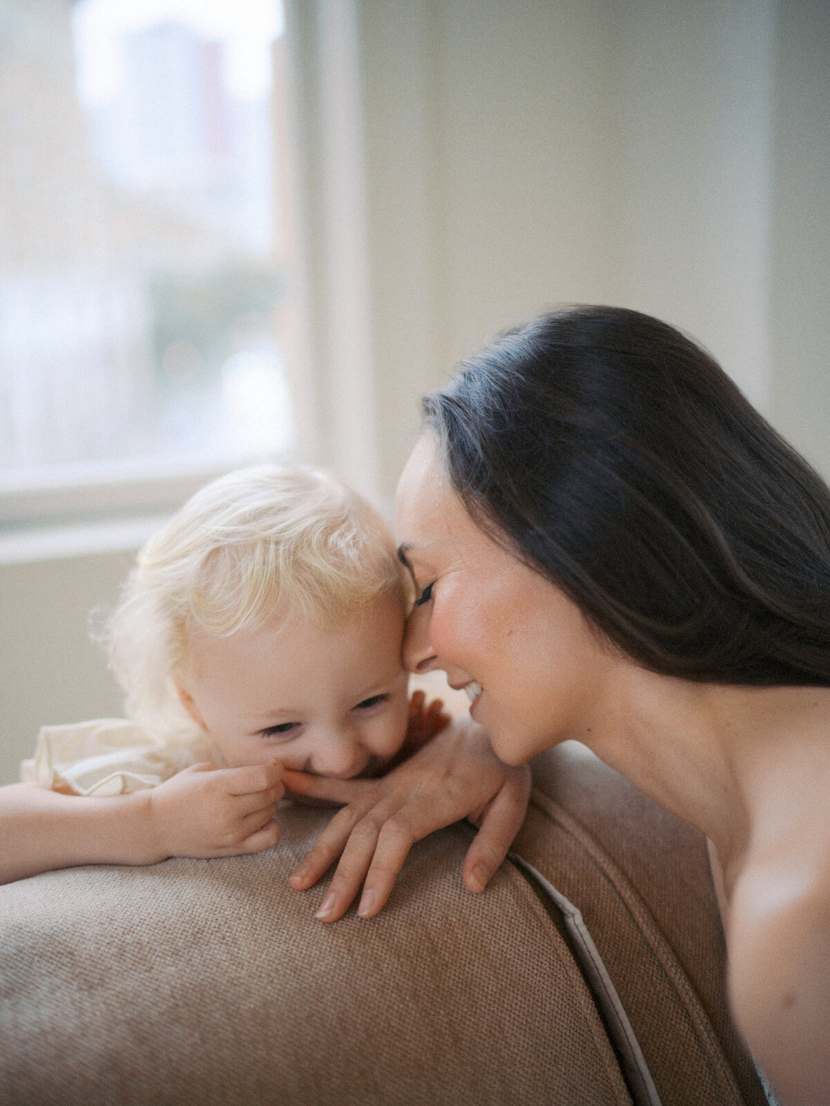 Motherhood Session in Studio_Vancouver family photographer_17