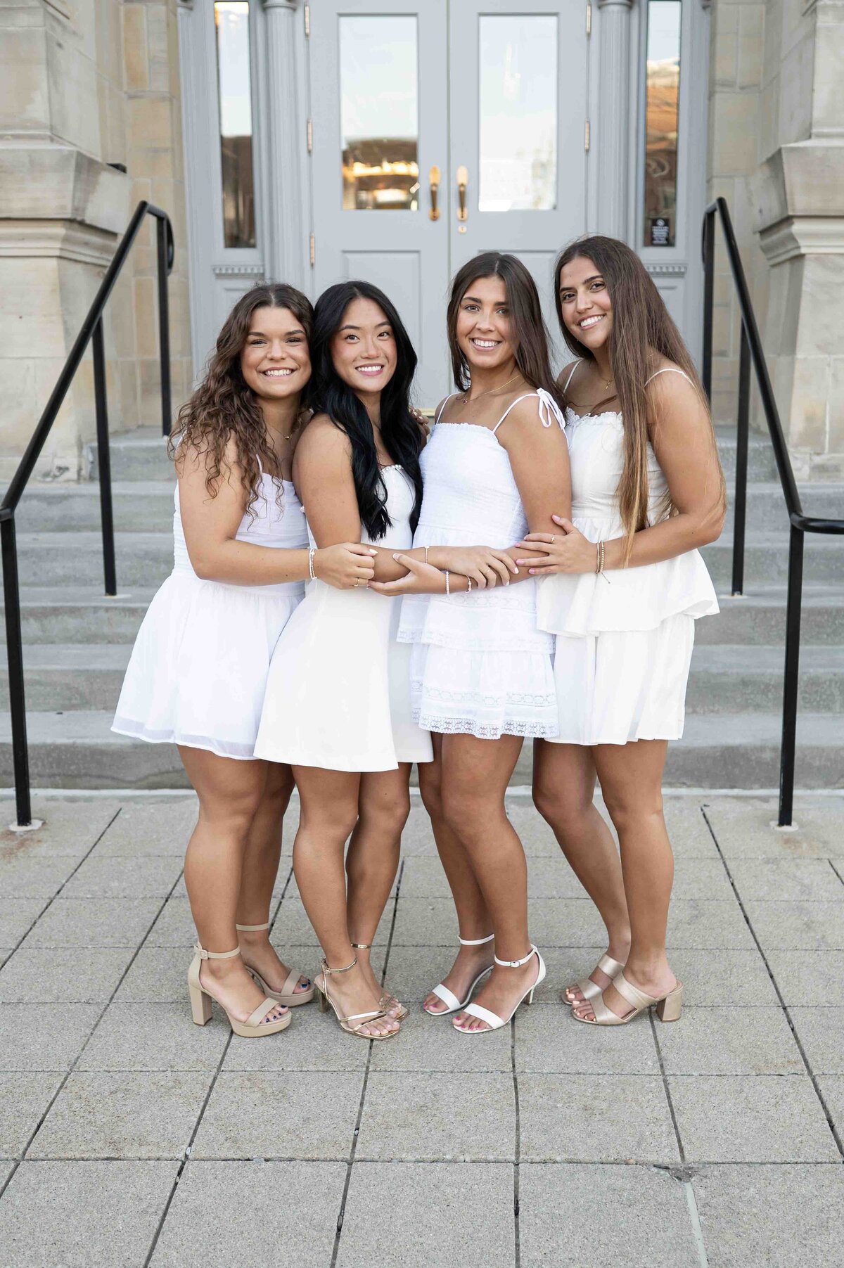 Senior Girl Grad Besties