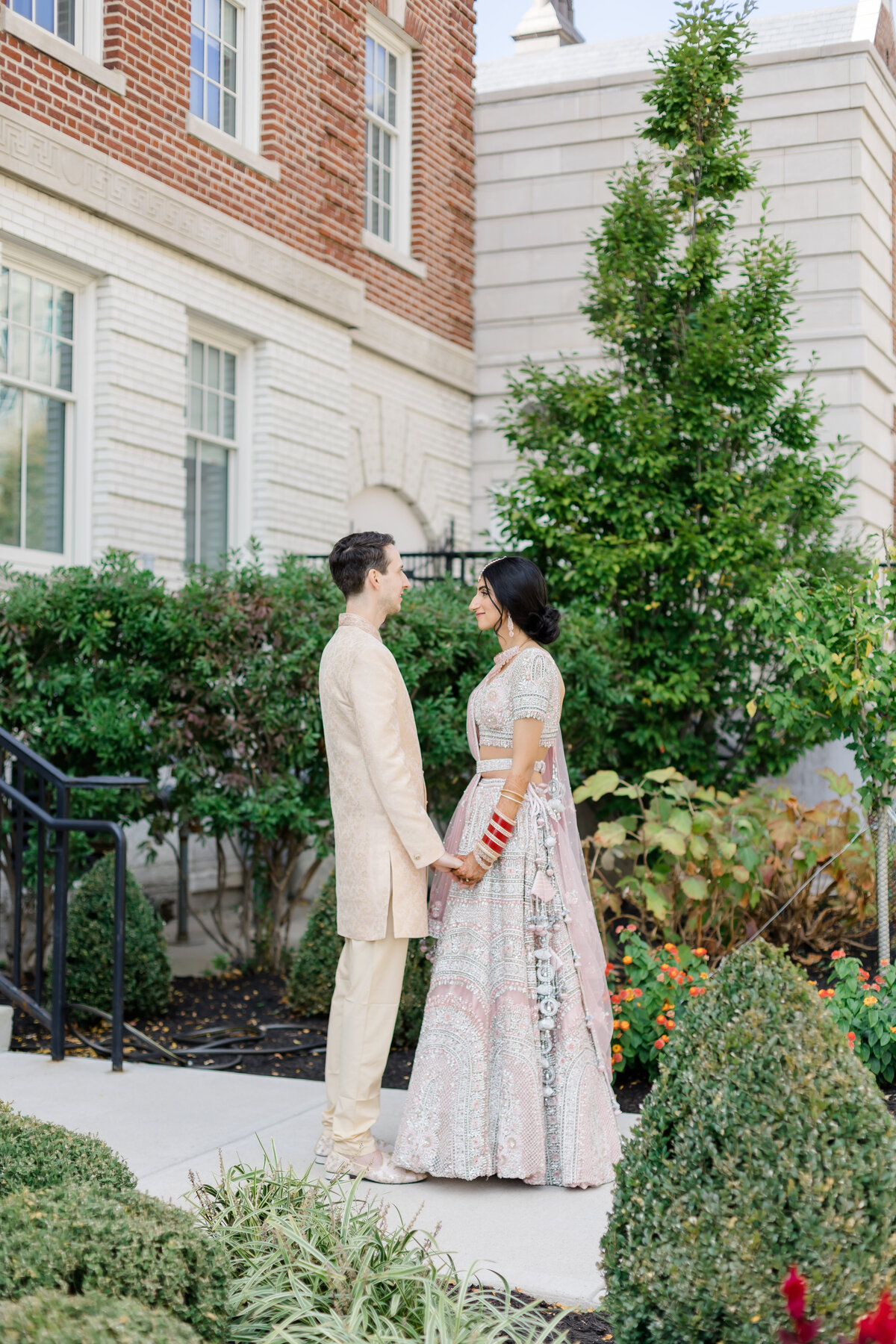 kasia-sicka--photography-lytle-park-hotel-cincinnatiohio-wedding-photographer-cincinnati-art-museum-shaina-perry-wedding