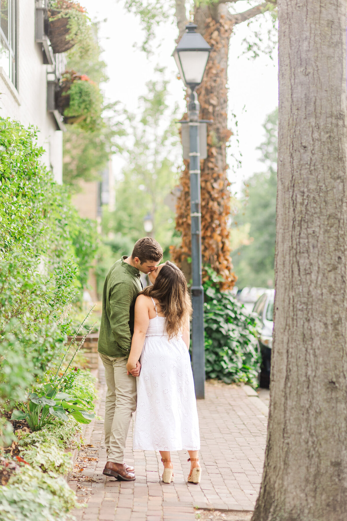 Old-Town-Alexandria-Couples-Photos-55