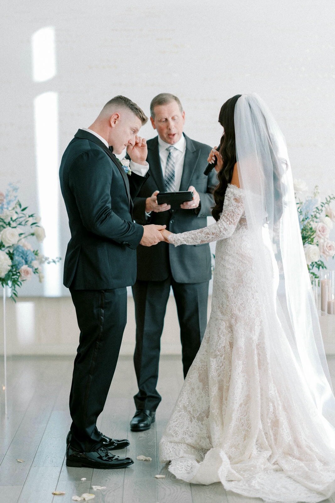 W9-Wedding-Photos-The-Pearle-Burlington-Lake-Ontario-Stephen-and-Oksana-2024-09-29-2500px-1142