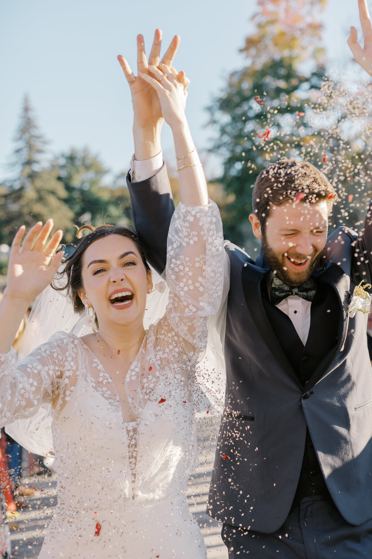 Gabriella & Connor Wedding Sneak Peeks-92