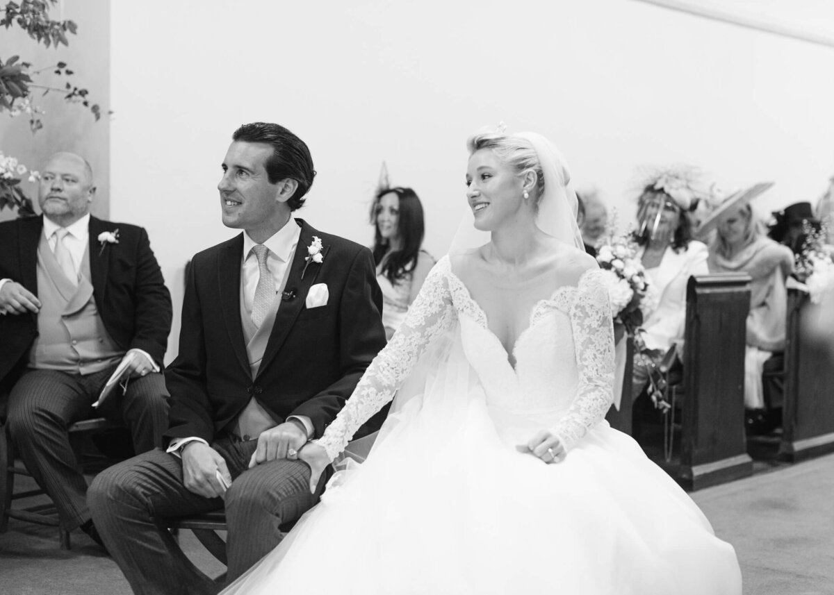 chloe-winstanley-weddings-hambleden-church-bride-groom