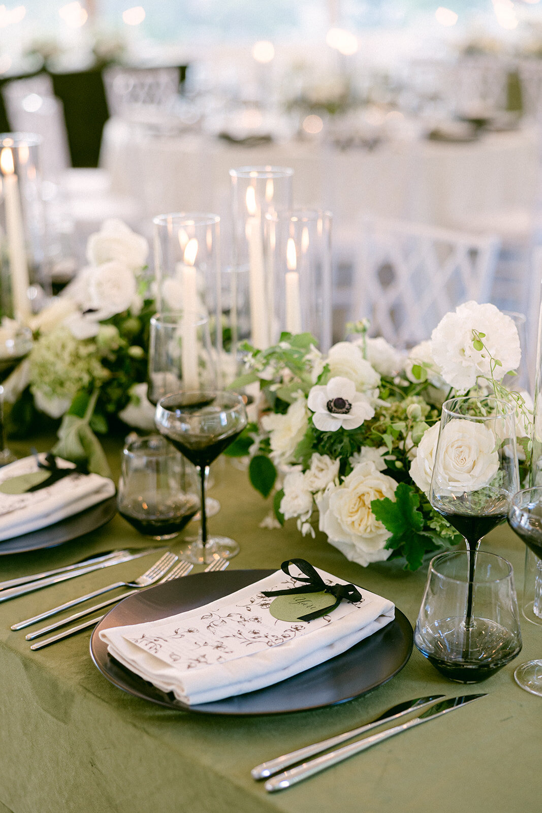 Verve-Event-Co-Laura-Rose-Wedding-Photography-Inns-of-Aurora-Wedding-Table-Scape-Table-Decor-Green-And-White-Wedding  (3)