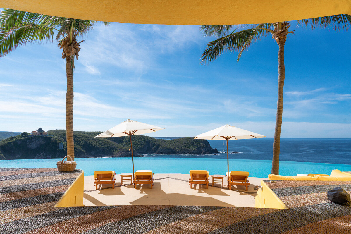 01-3-Sol-de-Oriente-Luxury-Villa-Careyes-Mexico-SALTY LUXE-08374