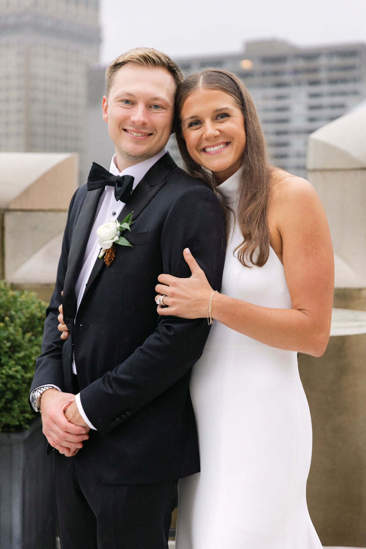 monarch-club-detroit-luxury-wedding-portrait
