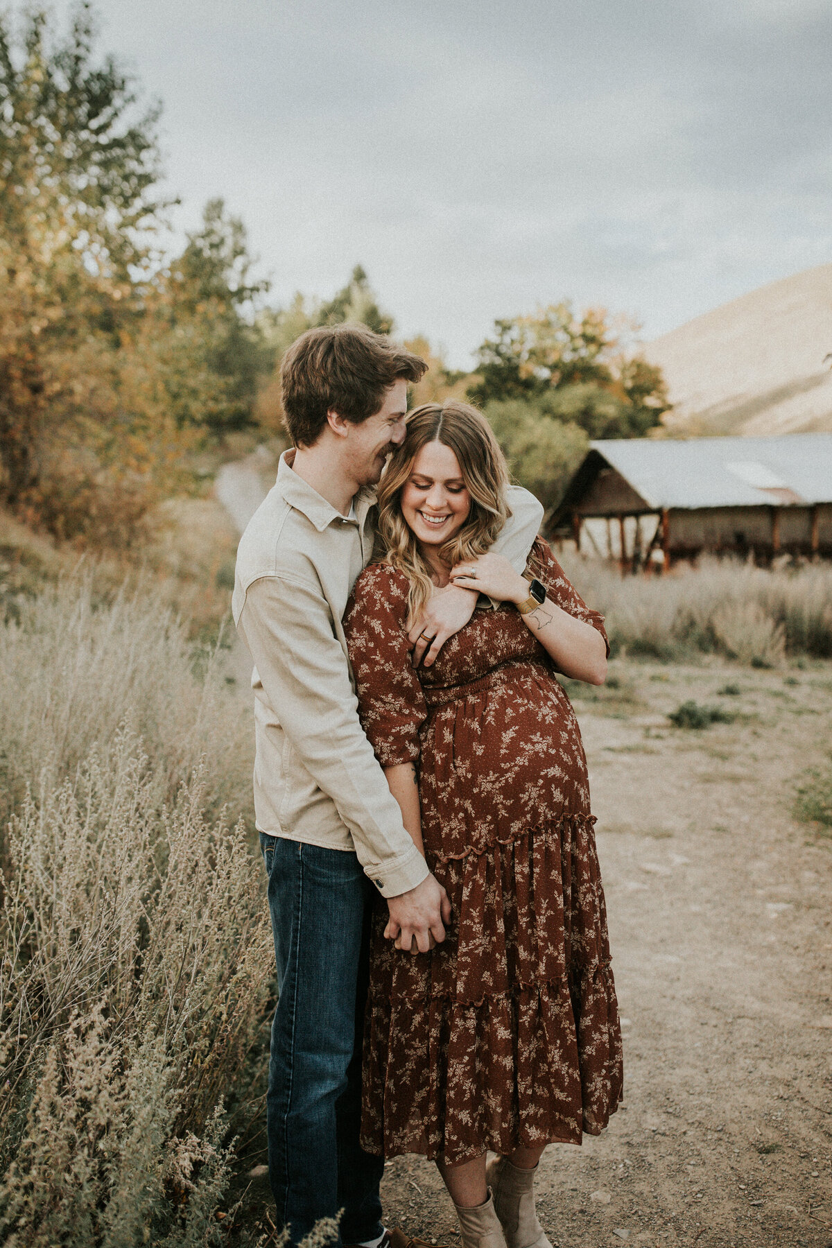 fall-maternity-session-missoula-montana-15