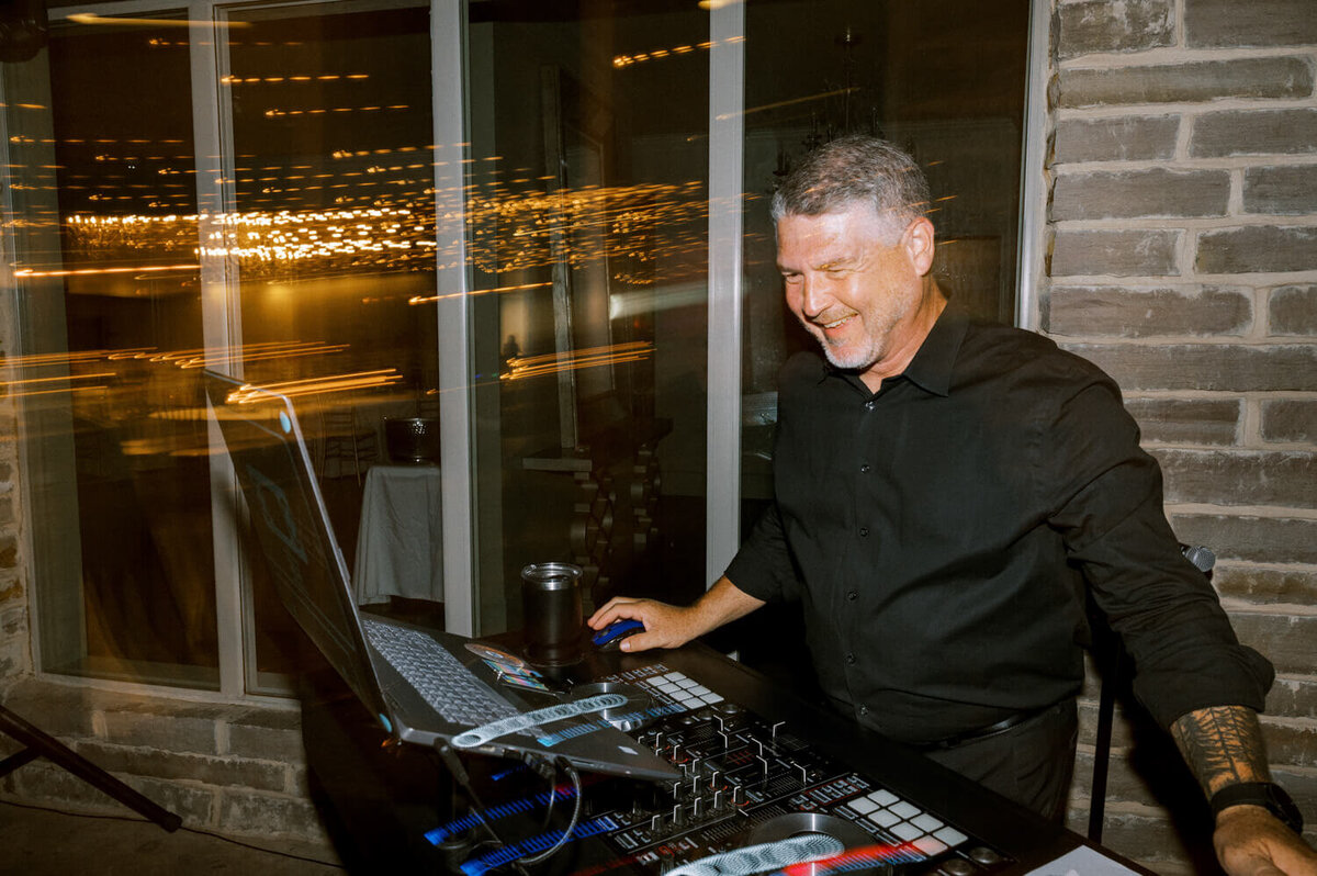 devin-long-m&m-dj-oklahoma-city