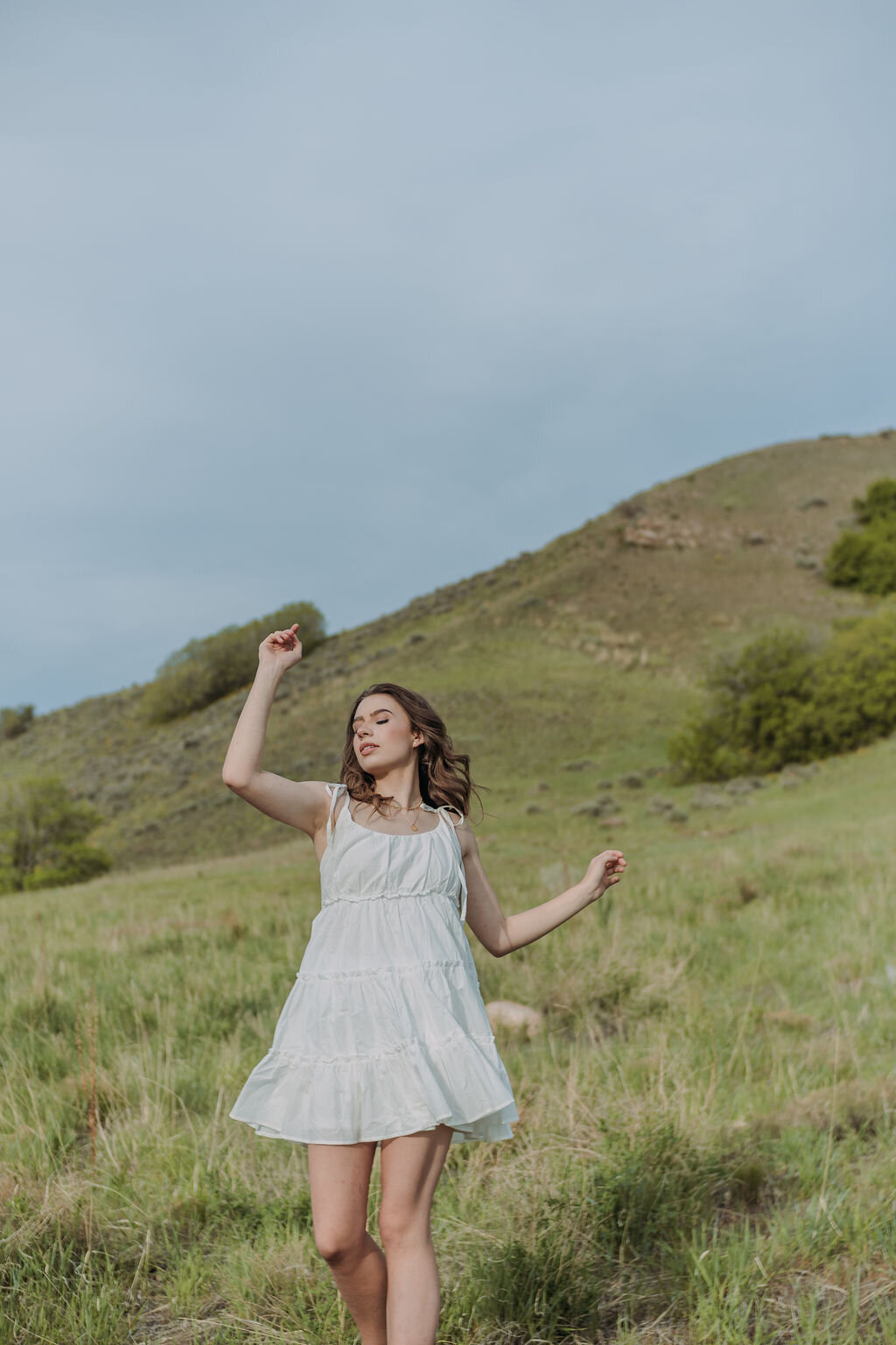 Joyce Li Photography Destination Wedding Elopement Engagement Lifestyle Portrait Photographer West Coast Seattle Washington California TunnelSpringsPortrait-22