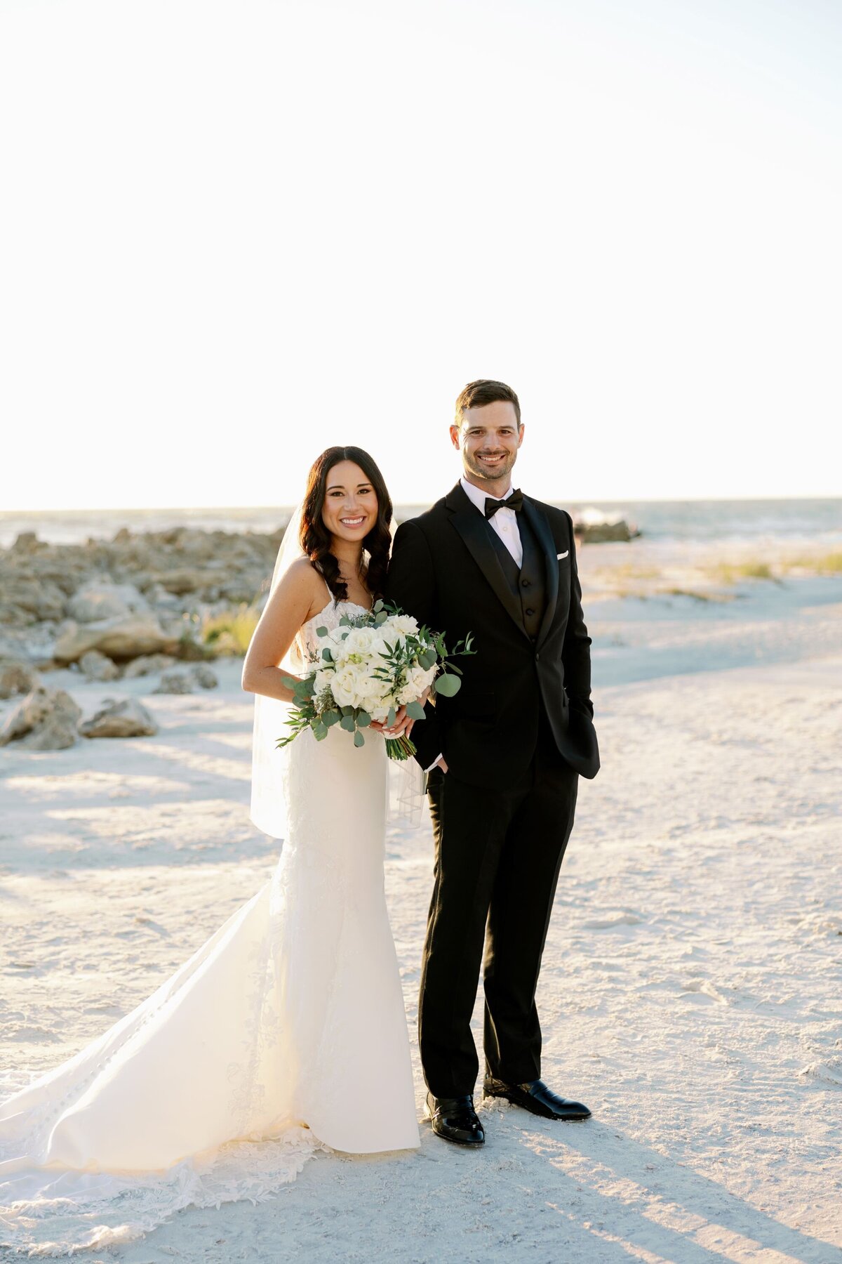 brittany-pannebaker-tampa-florida-destination-wedding-photographer-wedding-alexis-and-alex-boca-bay-pass-club-40