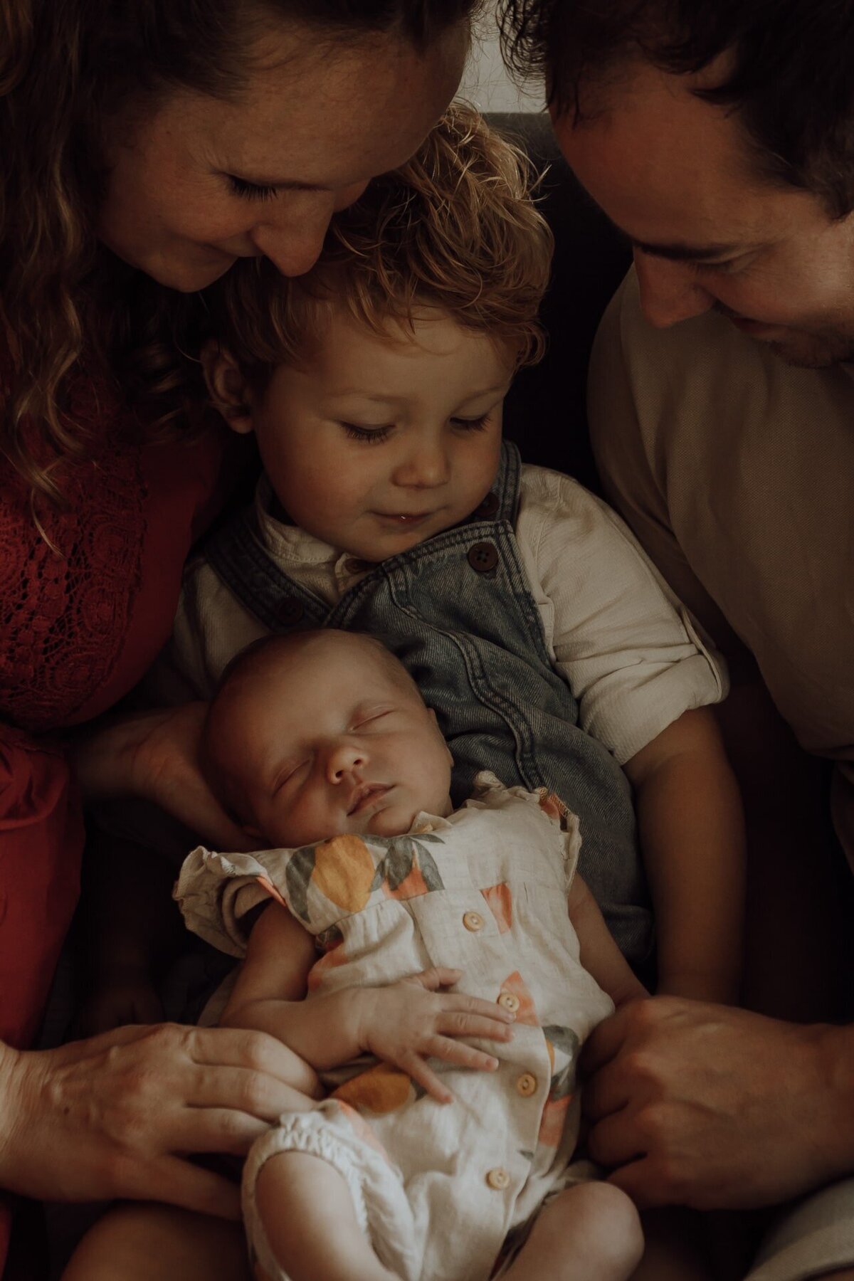 Droomlicht fotografie zwangerschap newborn gezin fotograaf zuid limburg Oirsbeek (8)