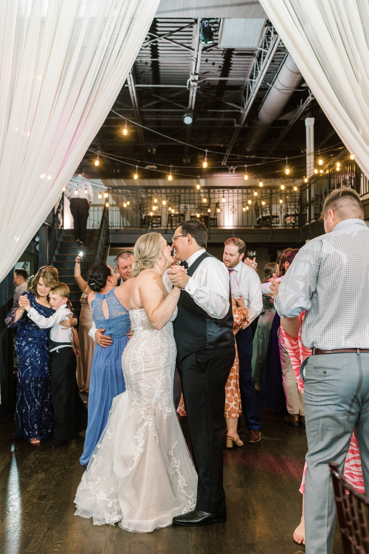 Jordan & Charles_Wedding_Reception Dancing-1090