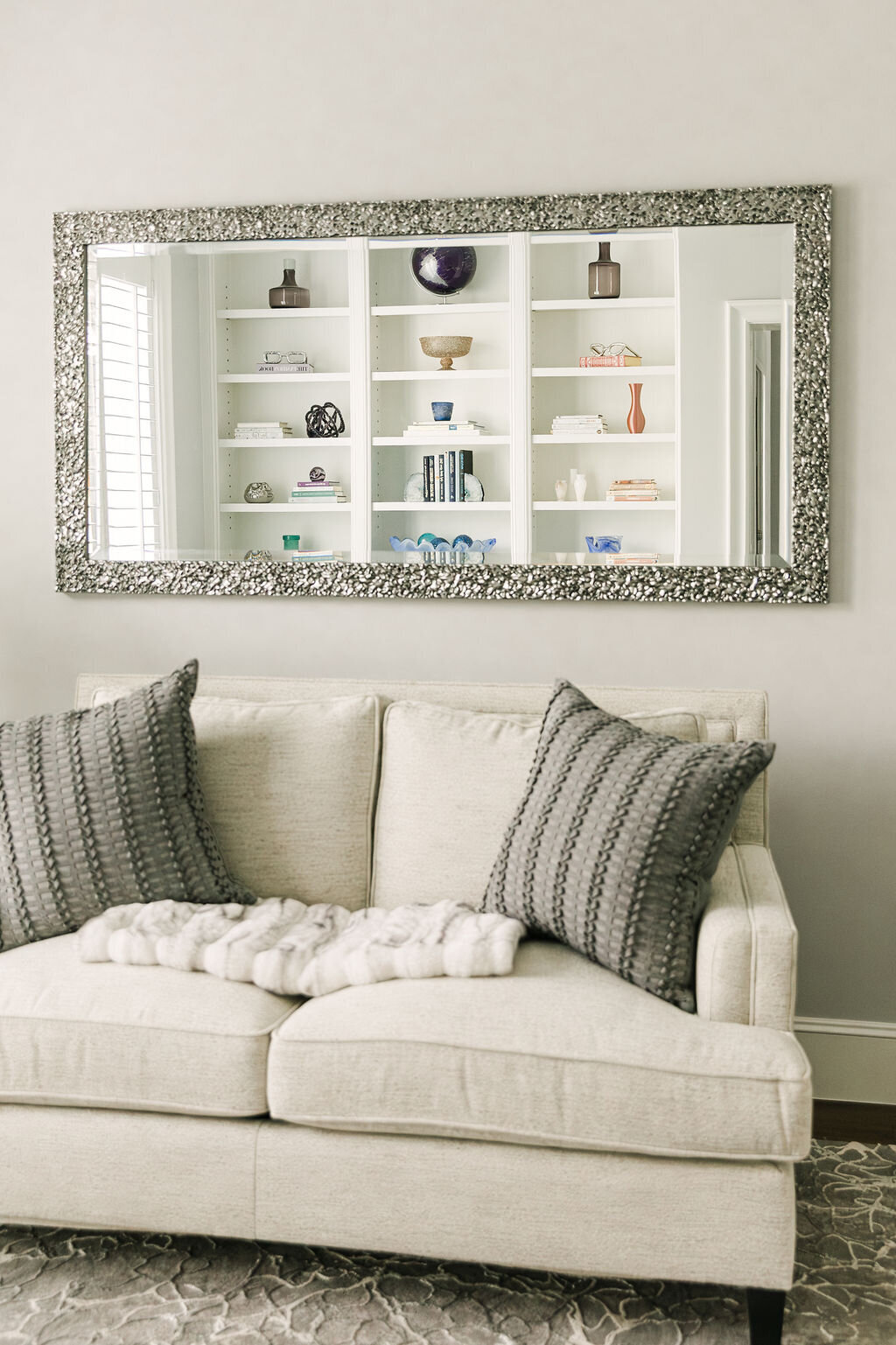 home_organizing_living_room