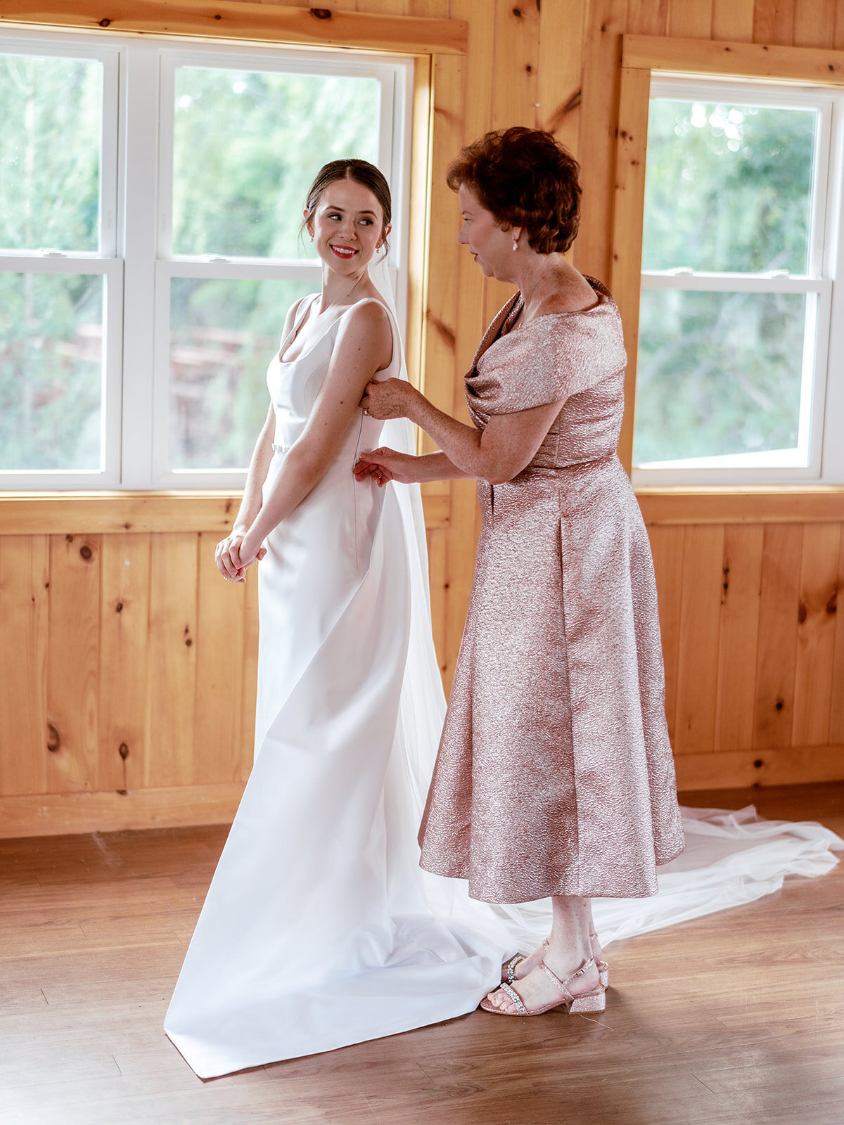 Meghan-Evan_Tyler-Hill-Camp-Wedding_Jessica-Manns-Photography-31