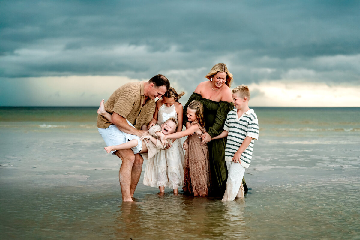 Chasing Creative Family Portaits Oct. 2025-32_(2048)