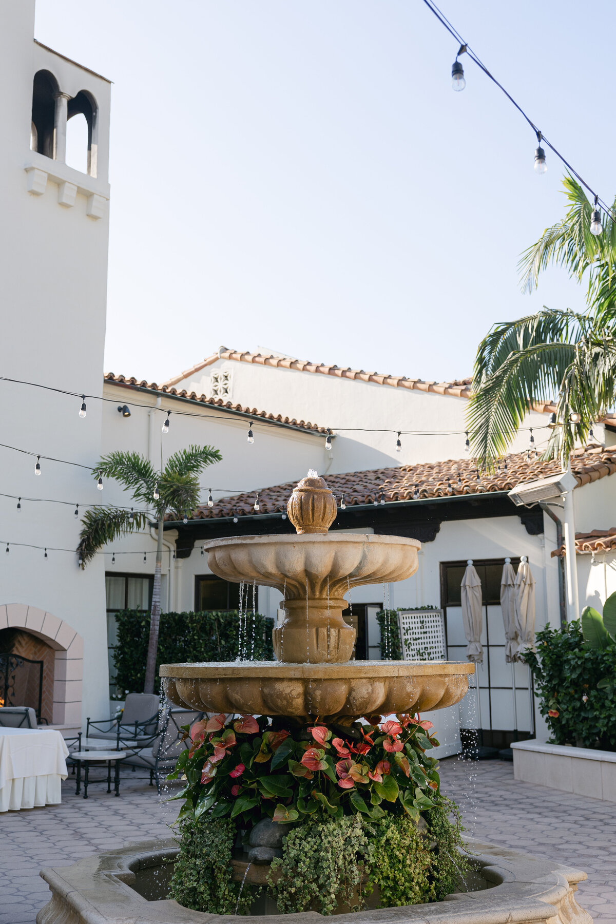 Charming garden venue in La Jolla in San Diego, adorned with lush greenery and vibrant flowers for a romantic wedding atmosphere.