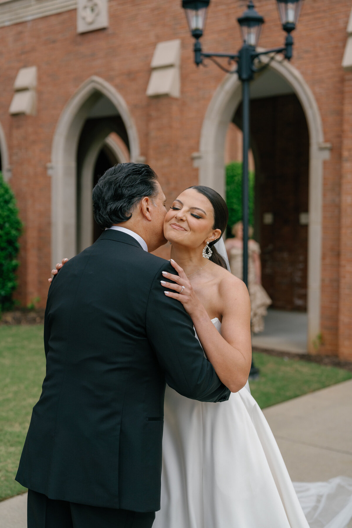 Lizzie Baker Photography _ Atlanta Wedding Photographer _ Atlanta Country Club Wedding _ Charleston Wedding Photographer _ Birmingham Wedding Photographer _ DC Wedding Photographer _ NYC Wedding Photographer _ Film Wedding Photographer-10