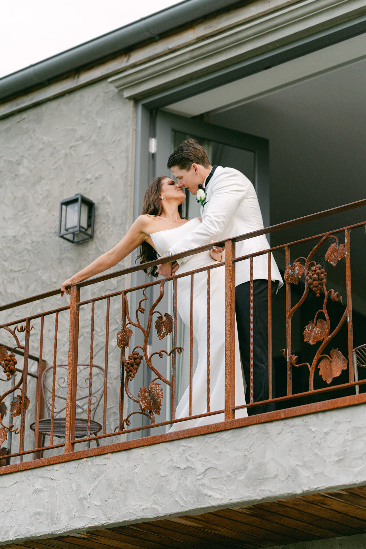 M+M - Couple Portraits-116