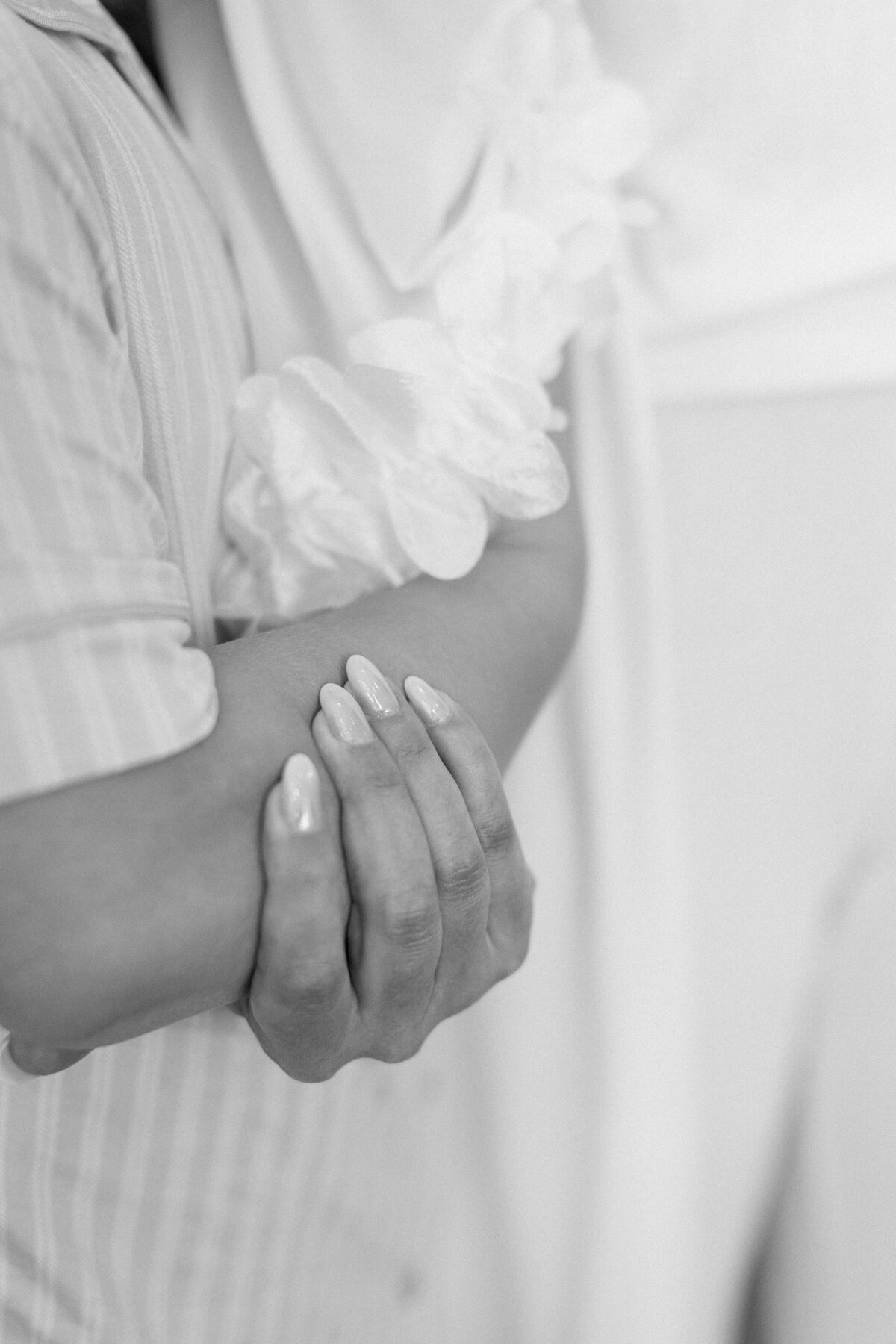 danielleandaaronsfarmhouseweddingkristinnicholephotography13