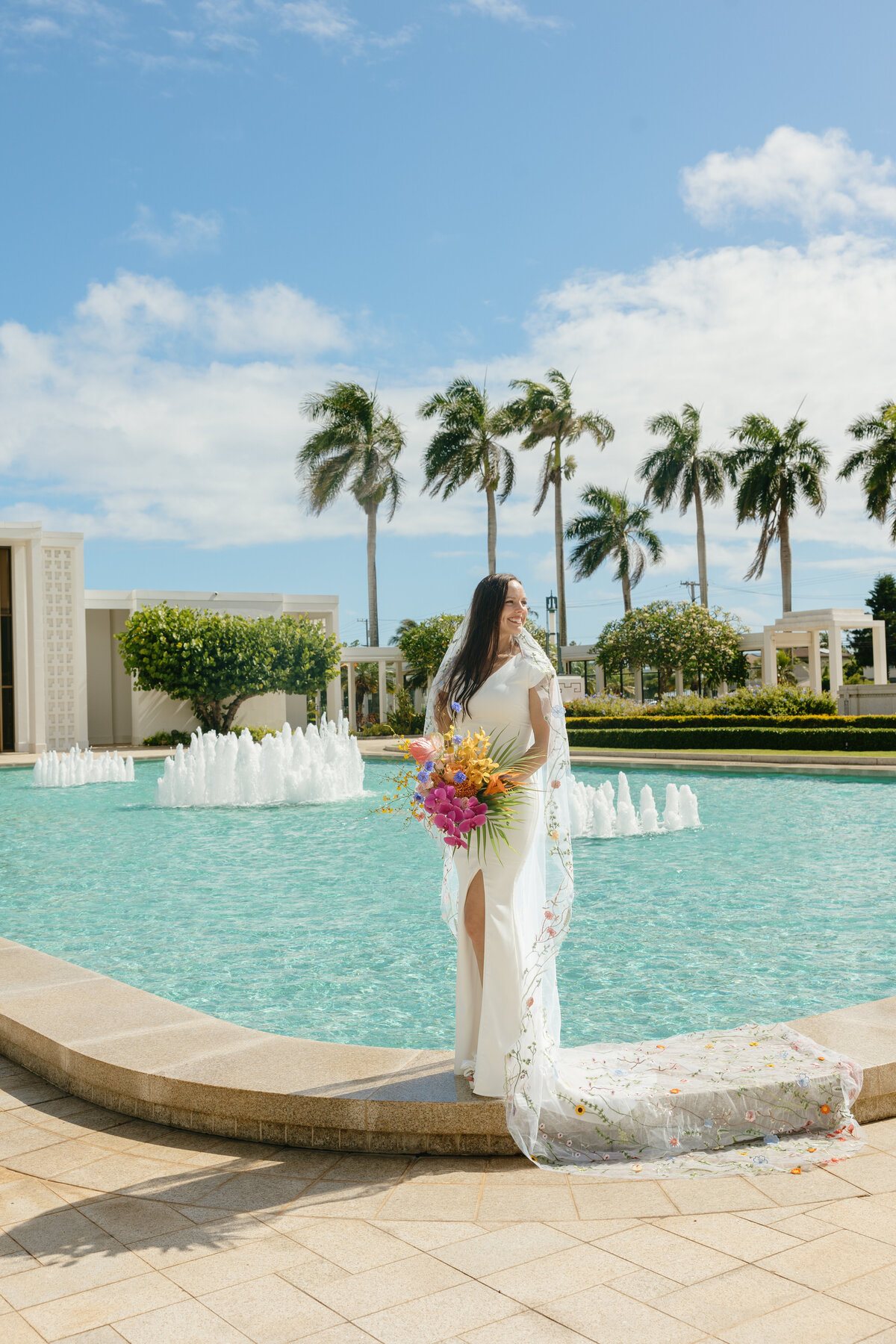 Local Oahu Hawaii Wedding Photographer