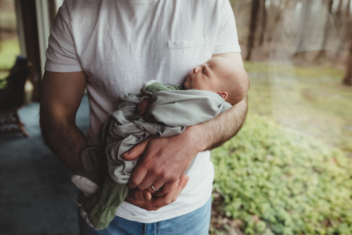 Lindsay-wilson-photography-in-home-newborn-32