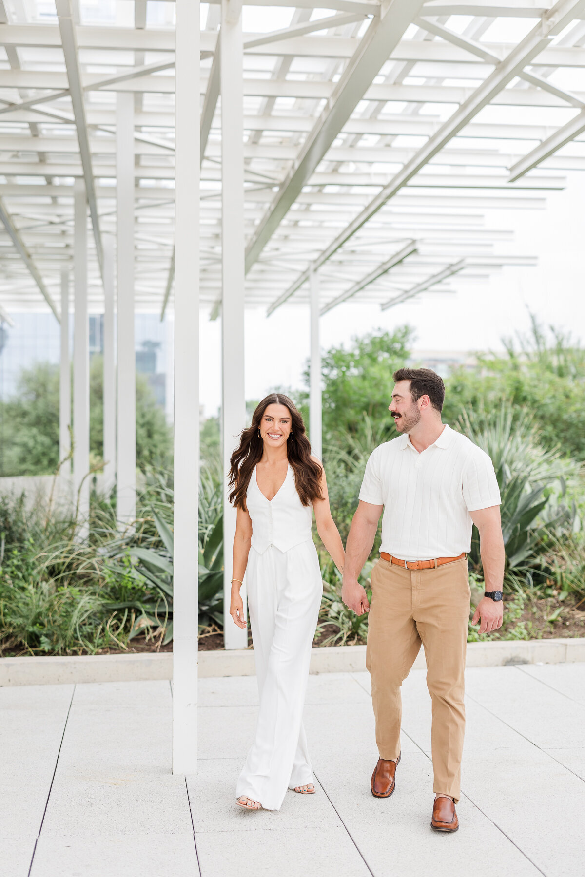 Dowtown-Austin-Engagement-Photos-0001