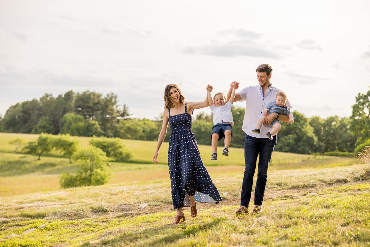 andover and north boston family photo sessions ourdoor golden hour