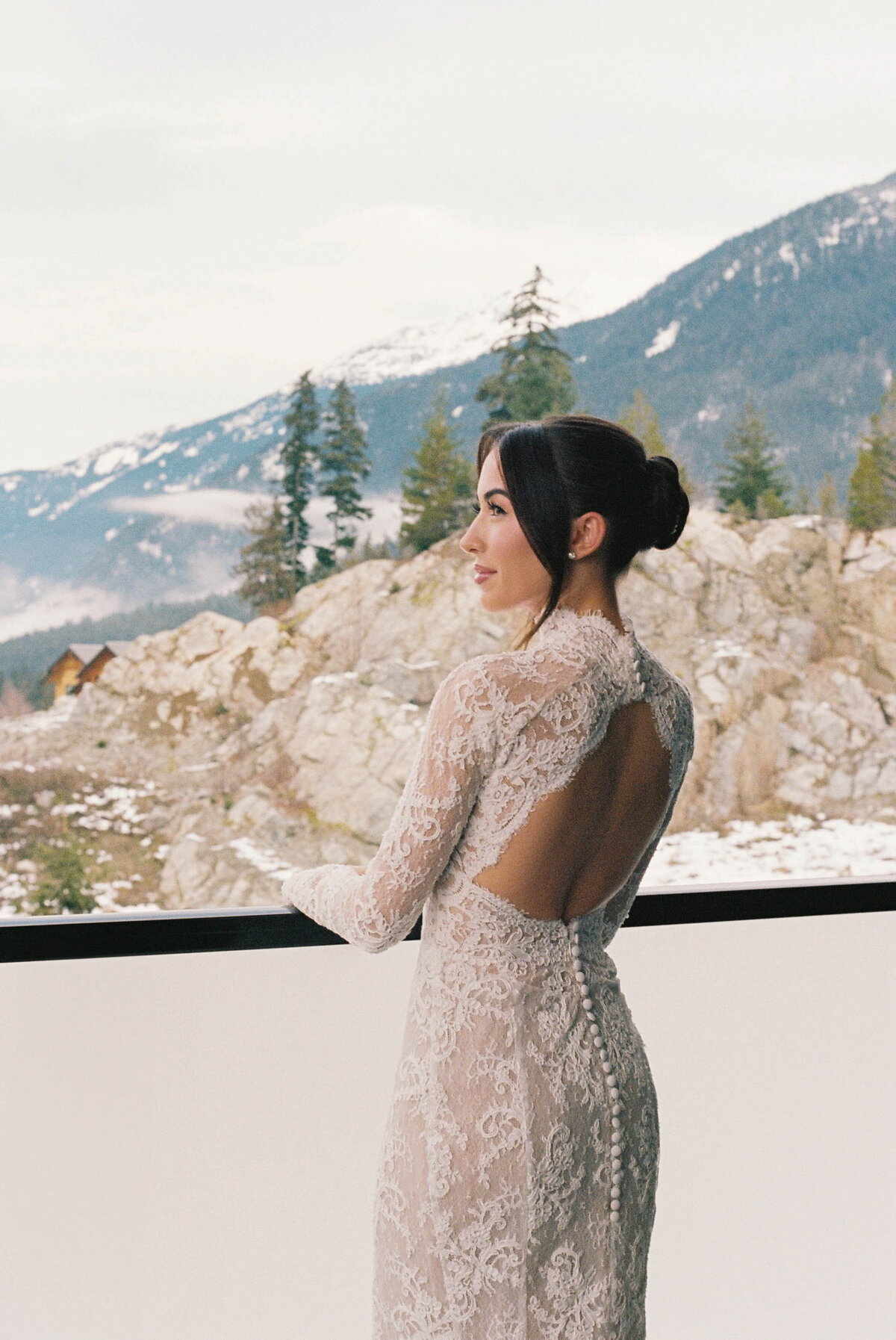 515-Wedge-Mountain-Lodge-and-Spa-Whistler-BC-Canada-Samara-Andre-Wedding-27
